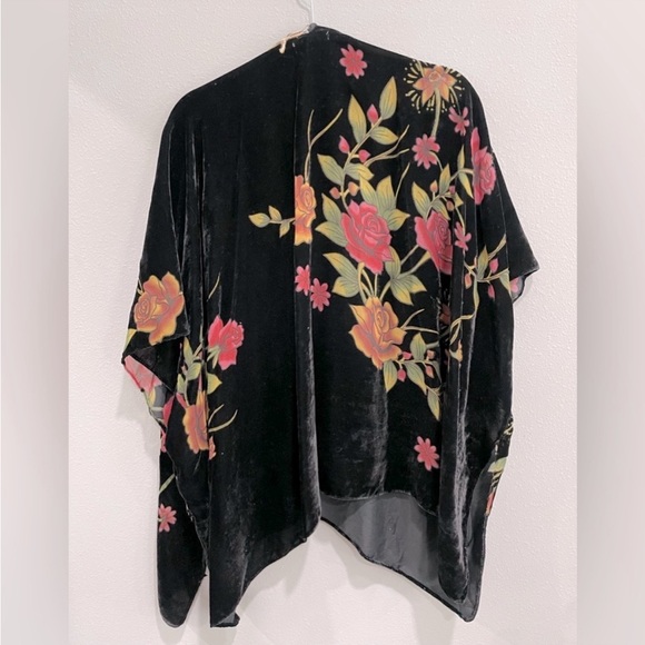 Boho Black Velvet & Roses Kimono/Topper/Shawl - Picture 3 of 8